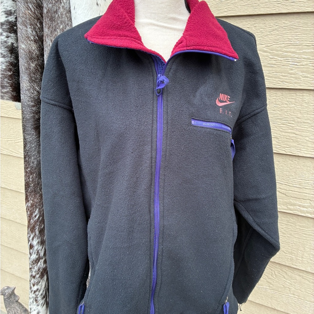 Vintage 90s Nike Black and Burgundy Fleece Jacket